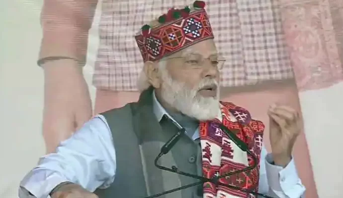 PM Narendra Modi LIVE in Mandi, Himachal Pradesh: Prime Minister Narendra Modi Monday tending to an assembly in Mandi said that the hydropower projects initiated are a piece of the environment cordial new India and target rationing the climate. Modi additionally featured that the country’s endeavors towards moderating the climate alongside building formative framework is being perceived all around the world. Modi tended to the assembly subsequent to initiating 287 speculation projects worth over Rs 28,197 crores. Modi said the most recent four years of Jai Ram Thakur-drove government has seen the state change quickly. In spite of the pandemic, improvement has not halted in the state, Modi added. Modi additionally established the framework of the Rs 6,700-crore Renukaji Dam project alongside a few other formative ventures. The dam will significantly add to the water supply of Delhi. The Luhri Stage 1 Hydro Power Project, Dhaulasidh Hydro Power Project and Sawra-Kuddu Hydro Power Project was additionally be introduced by the head of the state. These activities plan to tap the hydropower capability of the district and are worth Rs 11,281 crore. Prior to dispatching the activities, Modi went to the subsequent notable function of Himachal Pradesh’s Global Investors’ Meet. “The meet is relied upon to give a lift to interests in the locale through projects worth around Rs 28,000 crore.