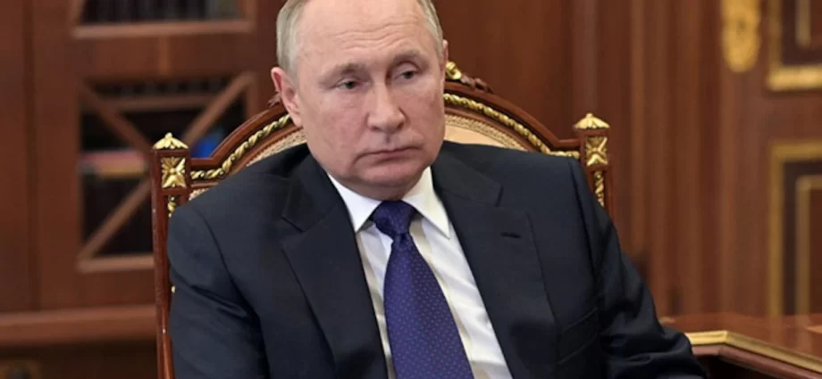 US Senate Unanimously Condemns Vladimir Putin As War Criminal